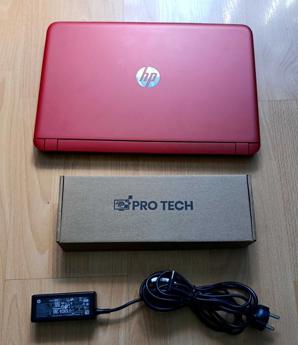 HP 15.6'' FullHD Core I5, 16GB RAM, SSD 240GB, HD520 1GB, baterie noua