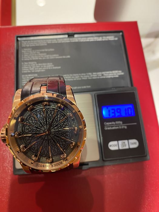 ROGER DUBUIS мужские часы