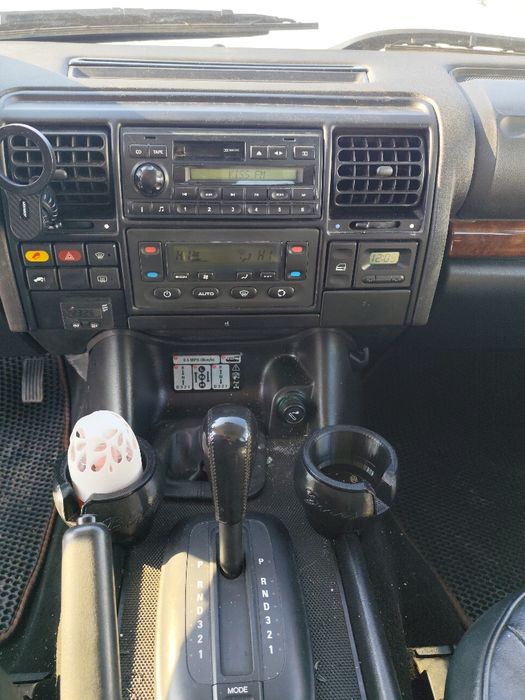 Discovery 2td5 hse
An 2002 ,2.5 TD 140 c