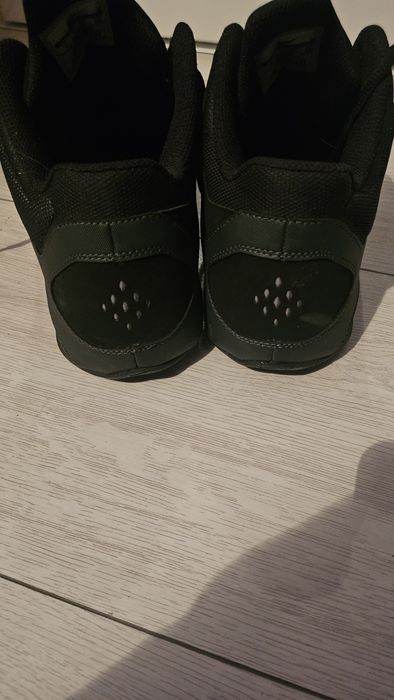 Маратонки Nike нови 41 размер