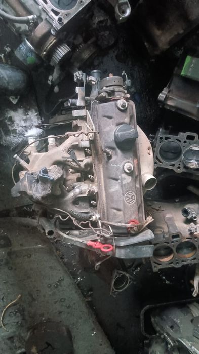 Двигатель на гольф  1.6