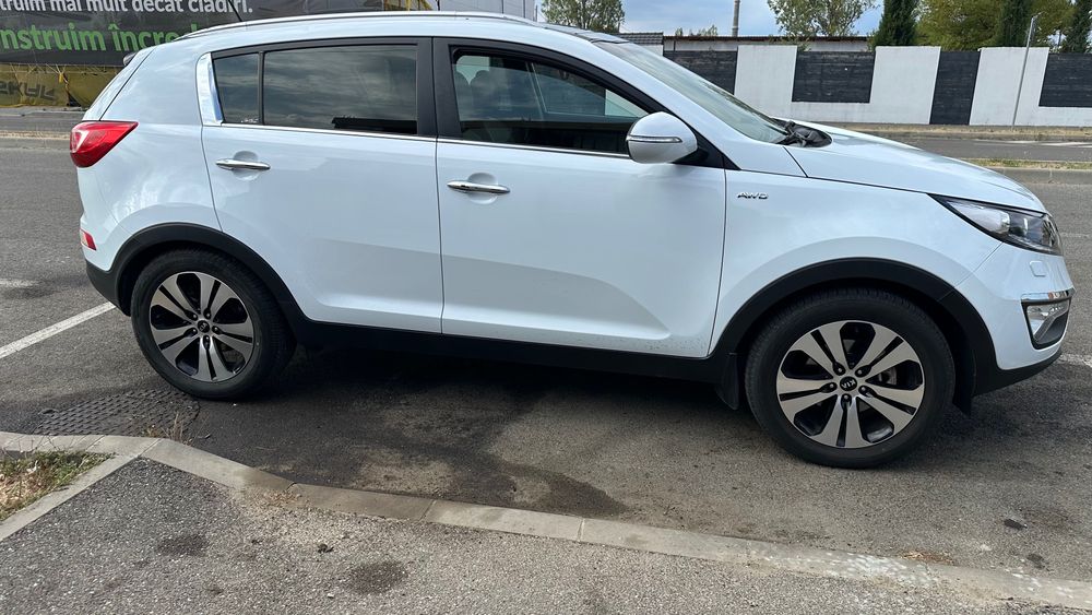 KIA Sportage 2011 — imagine 3