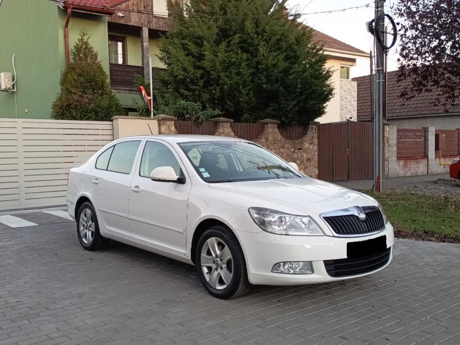 SKODA Octavia 2011 — imagine 3