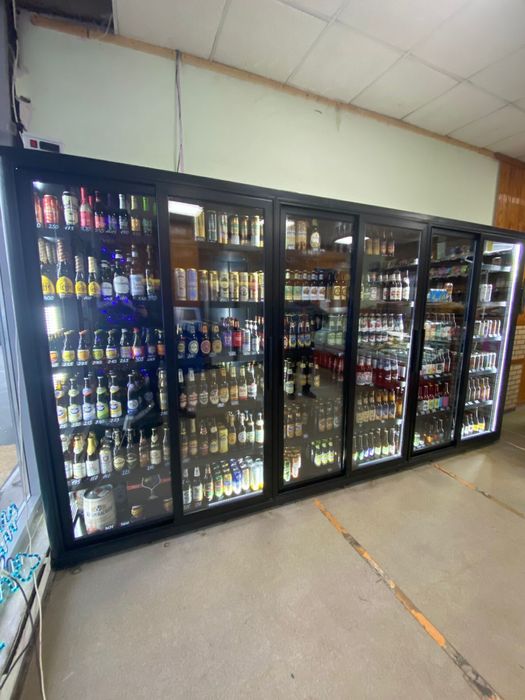 Пристенные холодильники на заказ