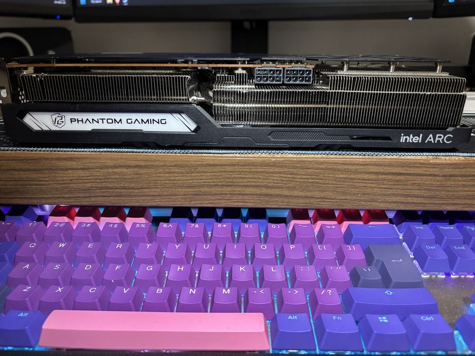 Placa video Intel Asrock Phantom Gaming ARC A770 8GB GDDR6X