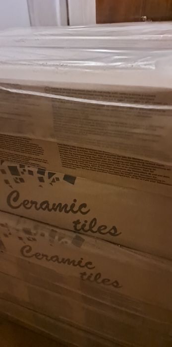 Нови неразопаковани плочки за баня Виола 20х50 и 33.3 см.от КАИ  с 30%