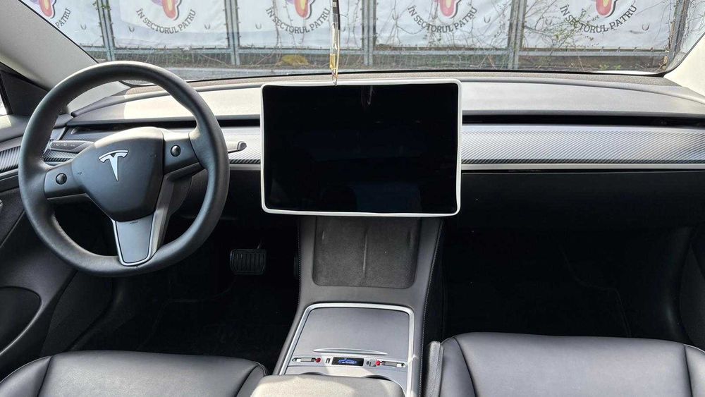 Tesla model 3 2023 Long range
