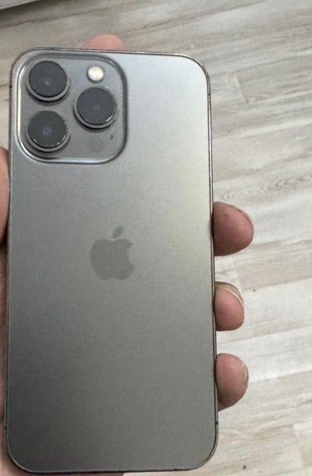 Айфон 13 про продам за 160-150тыс