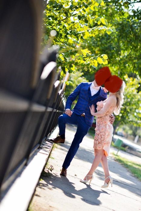 Rochie pentru cununie sau nasa cu aplicații de florii 3D