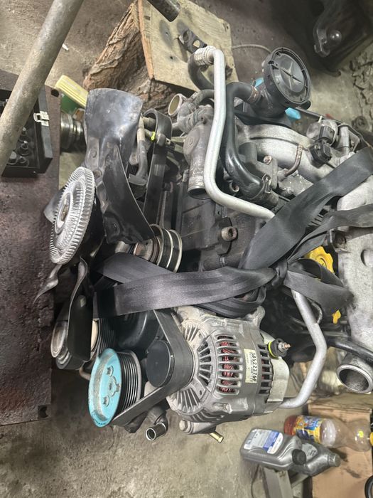 Двигател за jeep grand cheroke