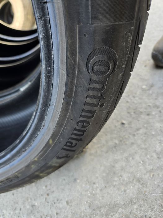 Anvelope de vara 245-45r20 Continental