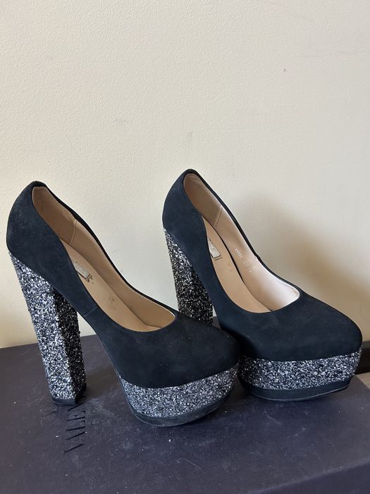 Pantofi cu toc si platforma marimea 36