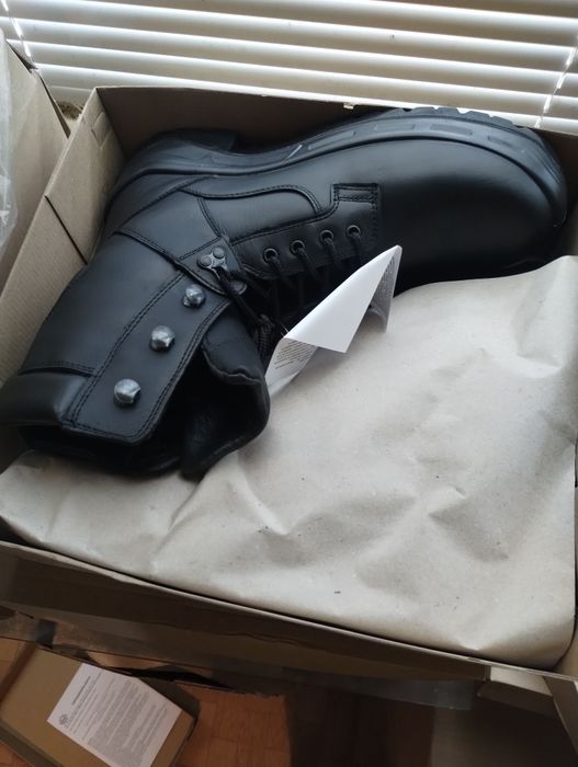 Обувки кубинки 46 номер