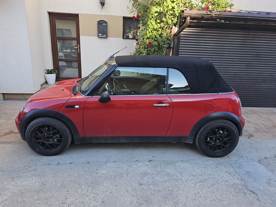 Mini Cooper Decapotabil
