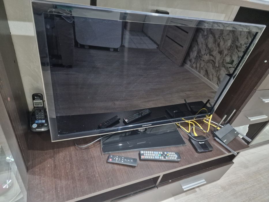 Телевизор Samsung