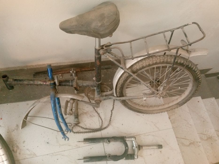 Velosipedlar sotiladi 2ta 1tasi yog'iladi