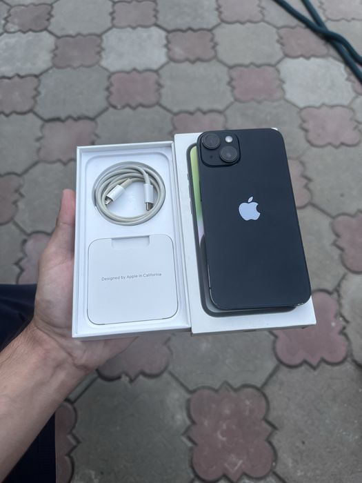 Продам телефон Айфон 14 128/99