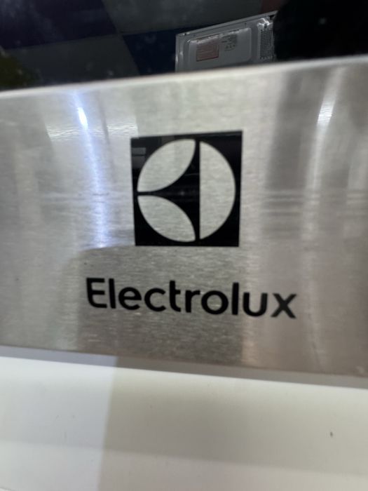 Готварска печка за вграждане ELECTROLUX