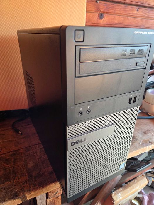placa de baza completa PC DELL Optiplex 3020 cu I3 si 4 gb ram