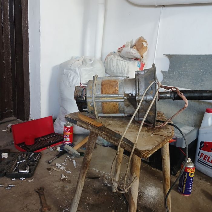 Водяной насос б/у