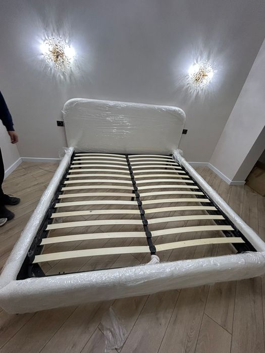 Төсек сатылады..