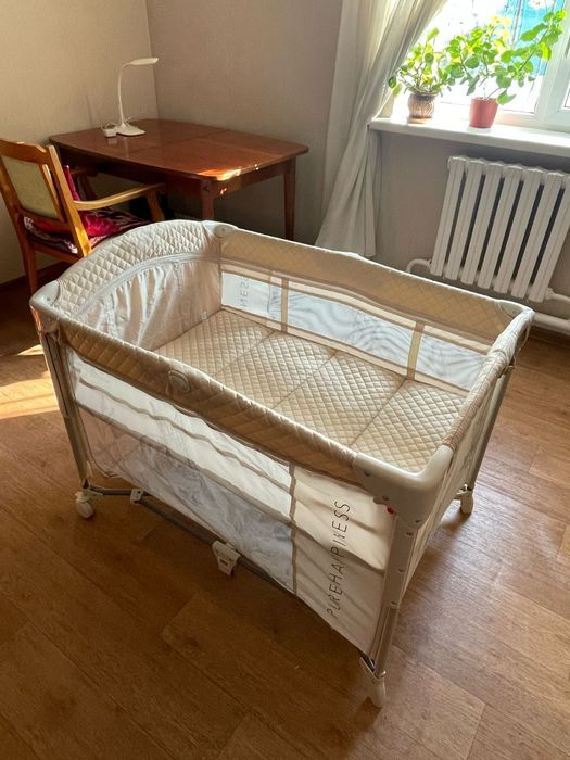 Кровать манеж с матрасом новый продам