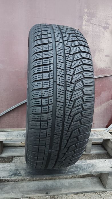 1брой. зимна гума 225/55/18 Hankook Winter Icept Evo2, SUV
dot22