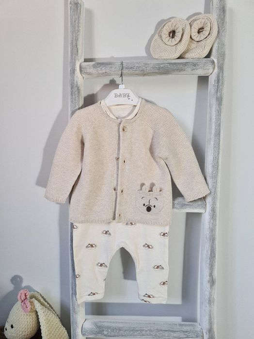 Костюмчик фирменный