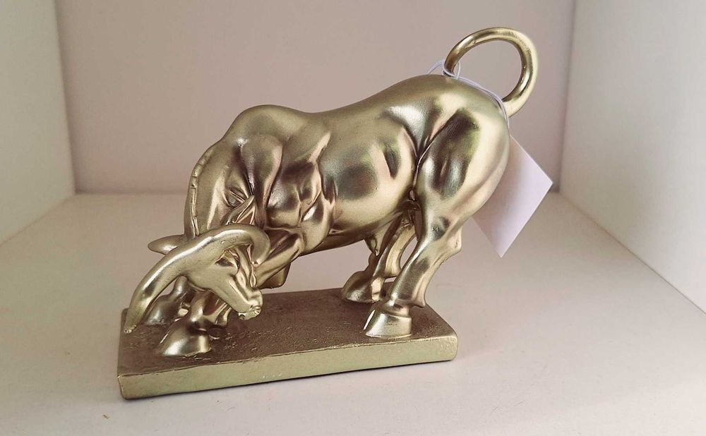 Фигура Бик Уолстрийт Постамент Статуетка