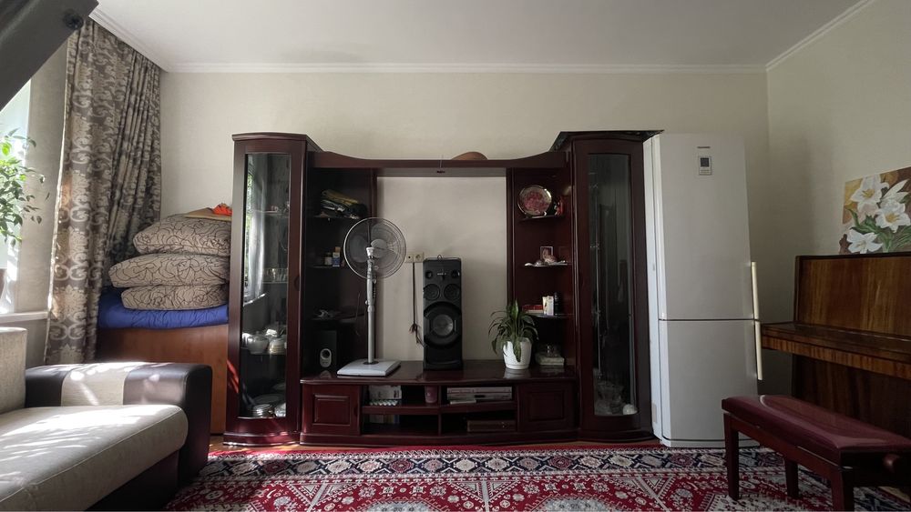 Горка для гостиной