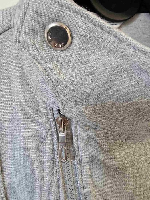 Суитчер Calvin Klein