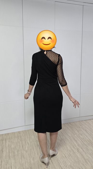 Продам 4 платья, каждое по 6000