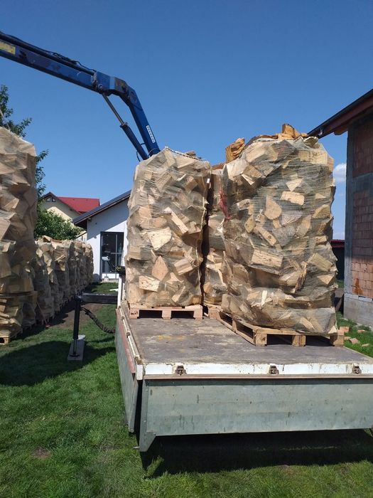 Transport basculabil nisip, sort, piatra, pamant, materiale