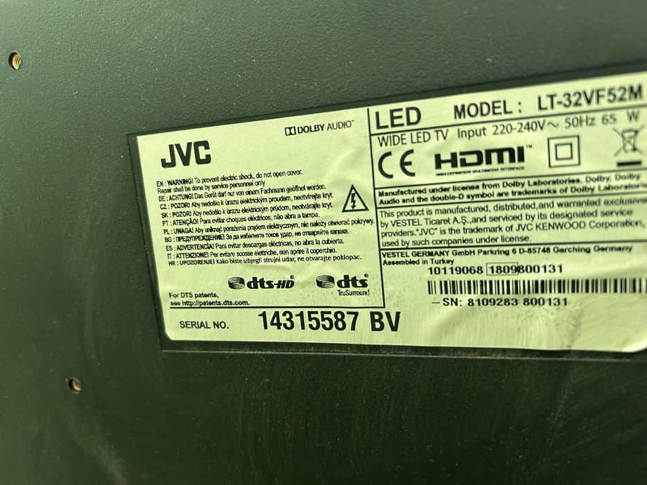 Televizor JVC, 50 hz cu diagonala de 81 cm