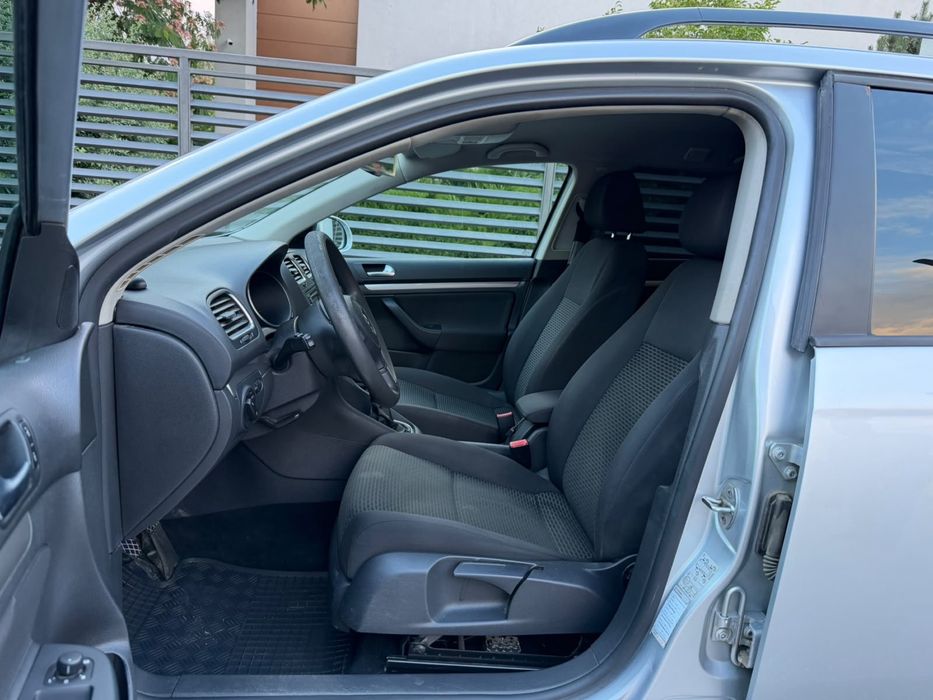 Volkswagen Golf 6 BLUEMOTION 2013 1.6TDi Climă Navigație