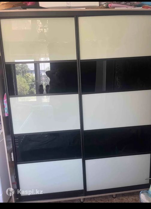 Продам шкаф купе