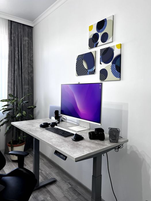 Продам монитор Samsung LS32BM801UIXCI белый