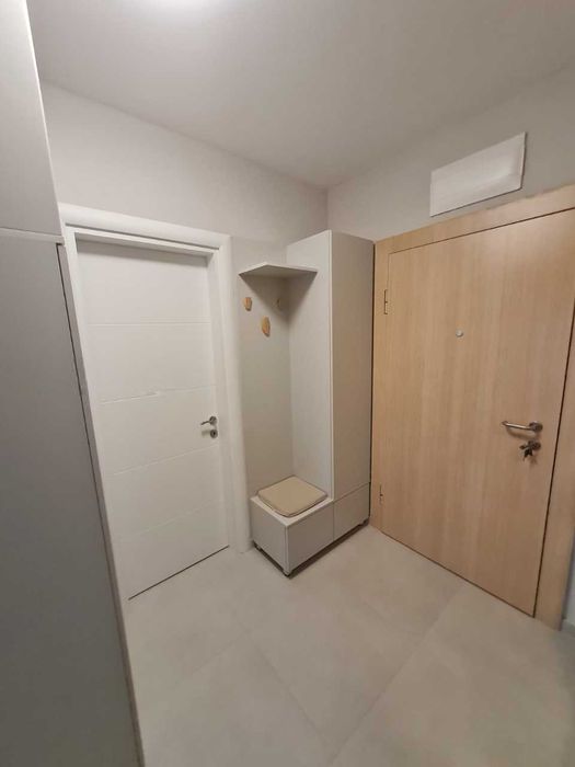 Дава се под наем Тристаен апартамент в София, Витоша - 103 кв.м за 920 € - Снимка #6