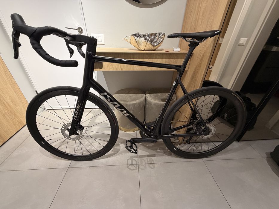 Isaac element 2023 di2x12, roti carbon 7.4kg
