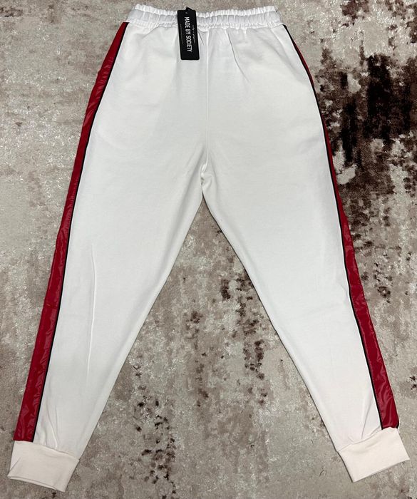 Vând compleu nou de bărbați Made by Society