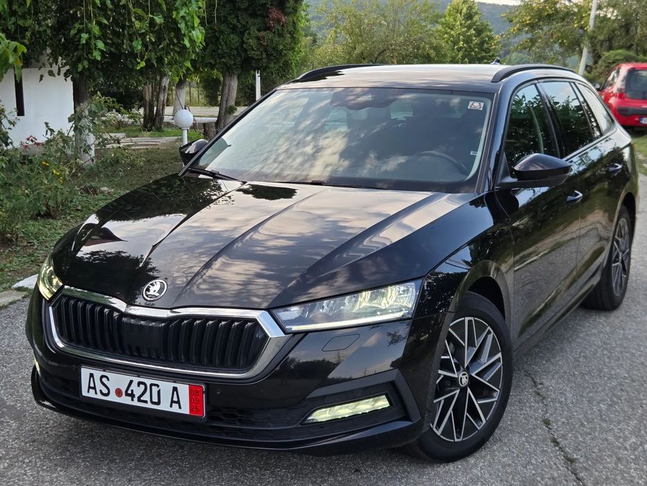 Skoda Octavia 2023 2.0 150CP DSG/LED/NAVI