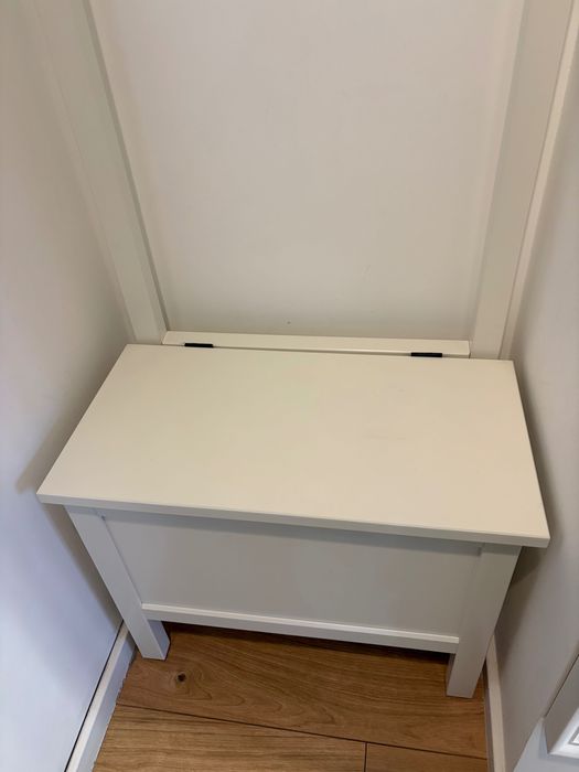 Cuier banca+depozitare Ikea Hemnes