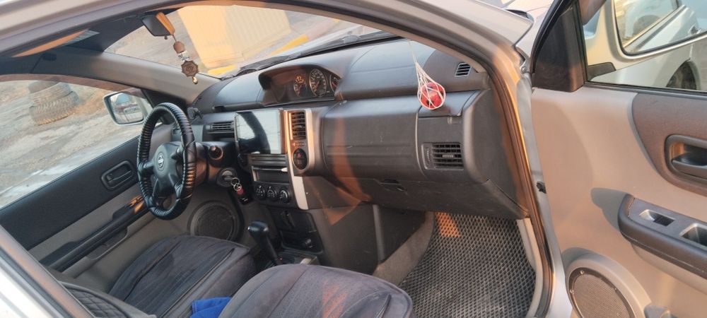 Продам  авто Ниссан ихстрайл