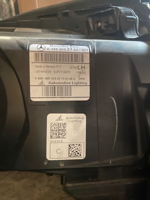 Ляв фар Mercedes W166 GLS350 GLS450 FULL LED със завиване