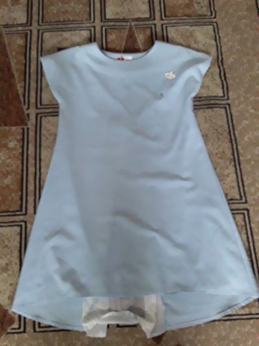 Продам платье голубого цвета