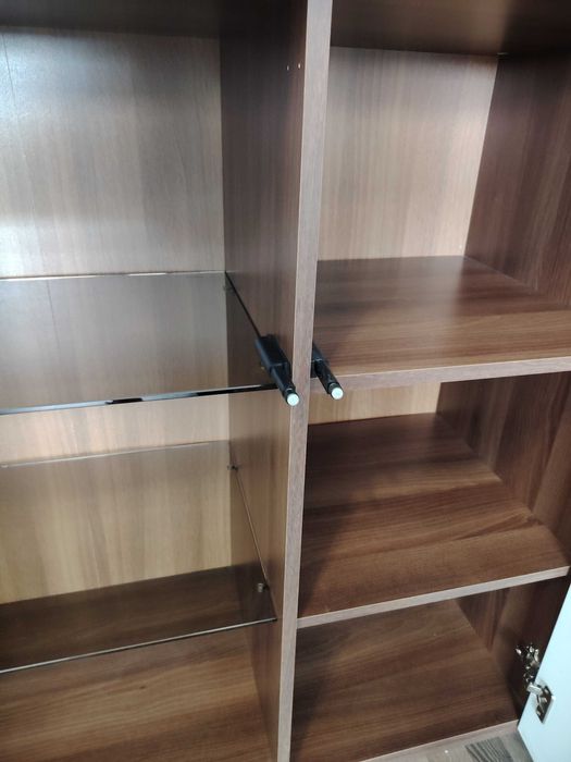 Turn cu vitrina si Noptiera cu sticla securizata LEMS