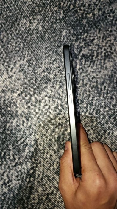 Продам редми ноте 14 коробка есть