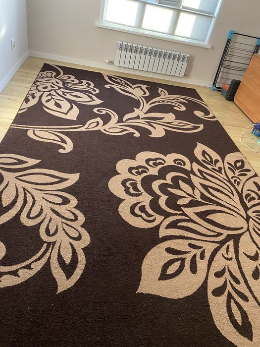 Ковер для дома шерстеной