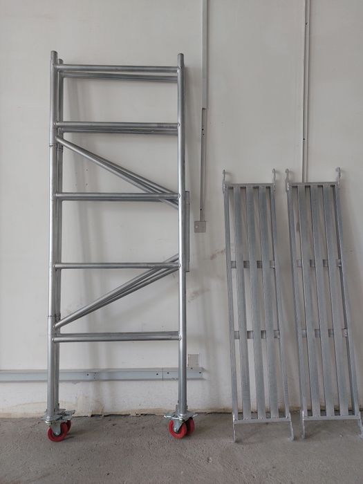 Строительные универсальные леса