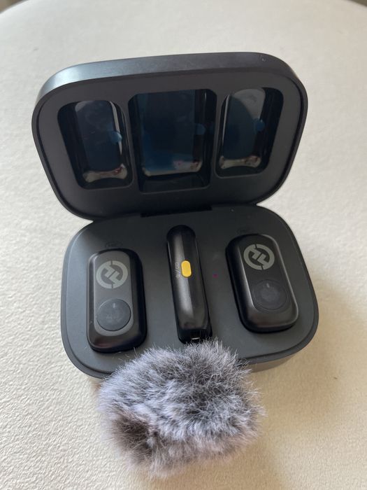 Петличка Hollyland